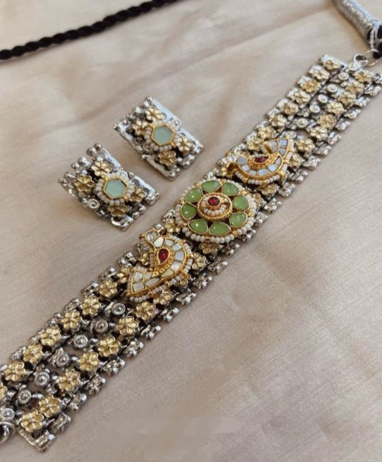 Ranjana : Dual finish Mint green chidiya choker