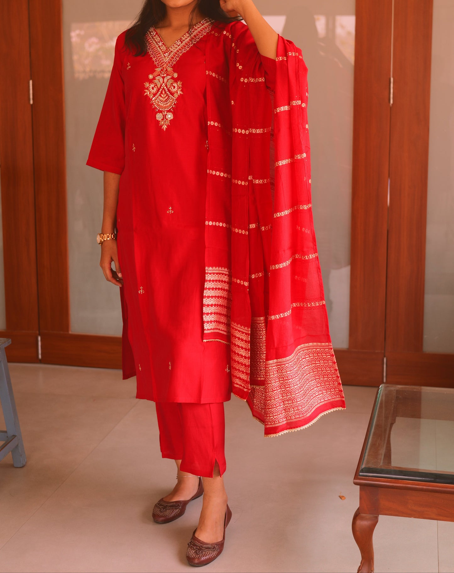 Red hand Embroidered Dola Silk Kurta Pant Set with Dupatta