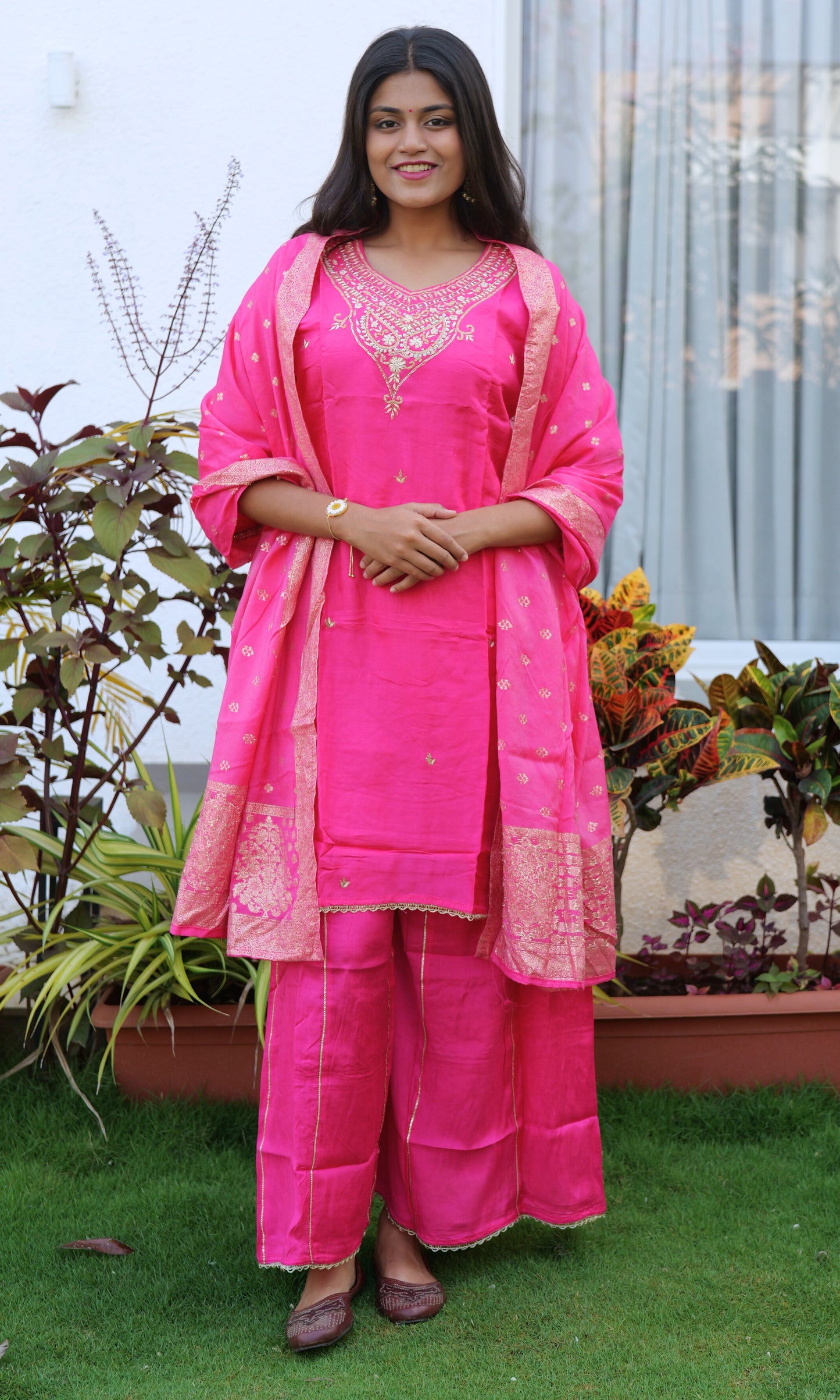 Royal Pink Dola Silk Set with paisley detailing